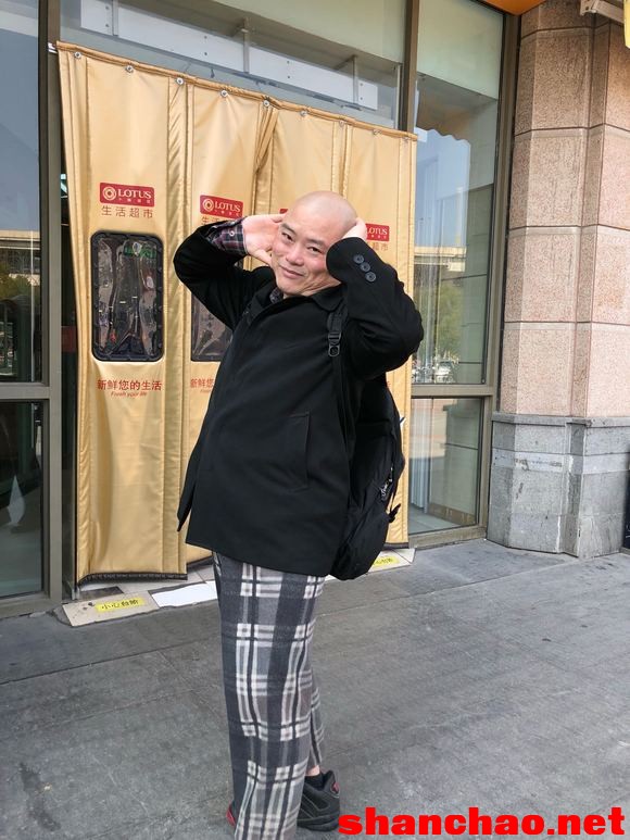 百度胖老师吧上海市公 安局轨道交通分局石宇玉老师求救 抖音快手百度贴吧百科图片视频知道搜索上海胖老师或 ...