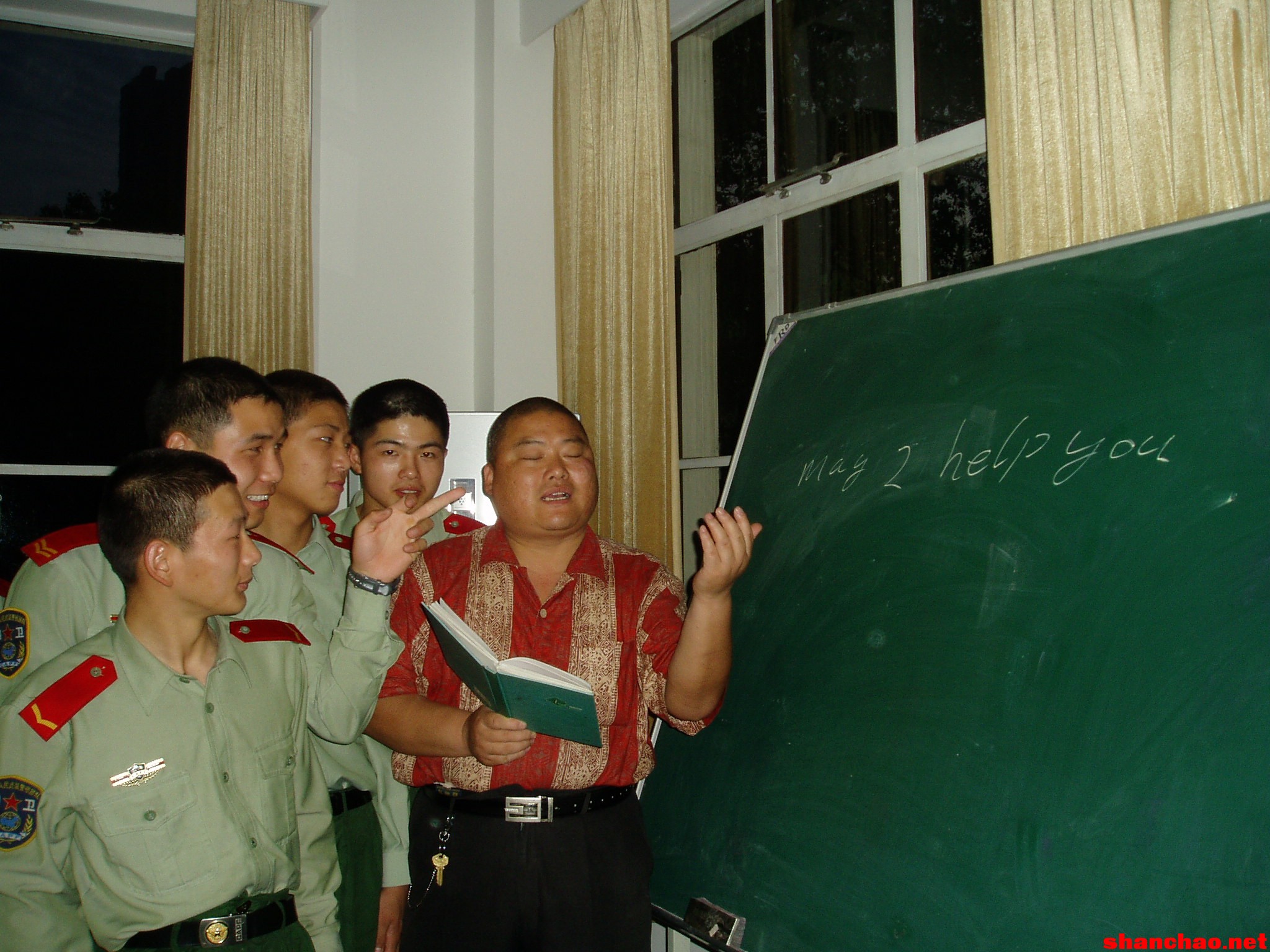 百度胖老师吧上海市公 安局轨道交通分局石宇玉老师求救 抖音快手百度贴吧百科图片视频知道搜索上海胖老师或 ...