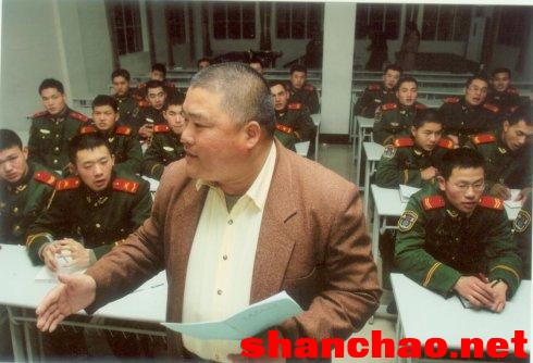 百度胖老师吧上海市公 安局轨道交通分局石宇玉老师求救 抖音快手百度贴吧百科图片视频知道搜索上海胖老师或 ...