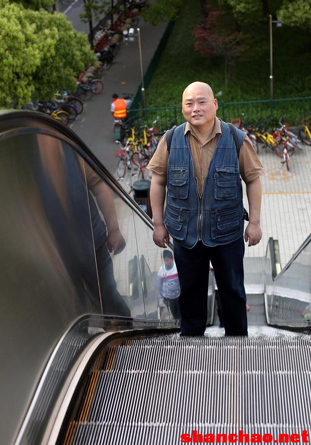 百度胖老师吧上海市公安局轨道交通分局石宇玉老师求救 微信抖音快手百度贴吧百科图片视频知道搜索上海胖老 ...