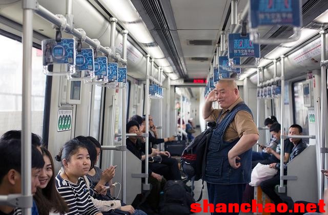 百度胖老师吧上海市公安局轨道交通分局石宇玉老师求救 微信抖音快手百度贴吧百科图片视频知道搜索上海胖老 ...