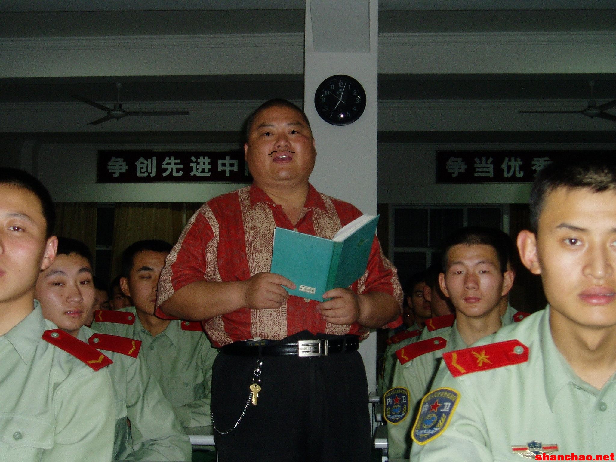 百度胖老师吧上海市公安局轨道交通分局石宇玉老师求救 微信抖音快手百度贴吧百科图片视频知道搜索上海胖老 ...